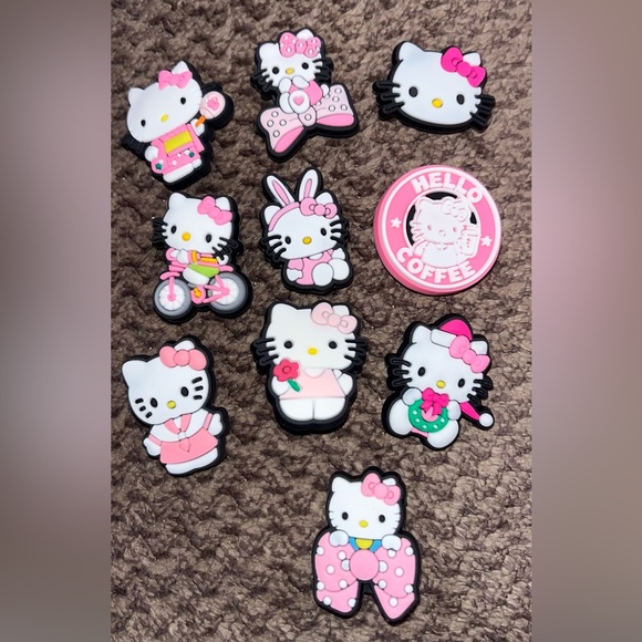 10PC Hello Kitty Croc Charm Set - Picture 3 of 3
